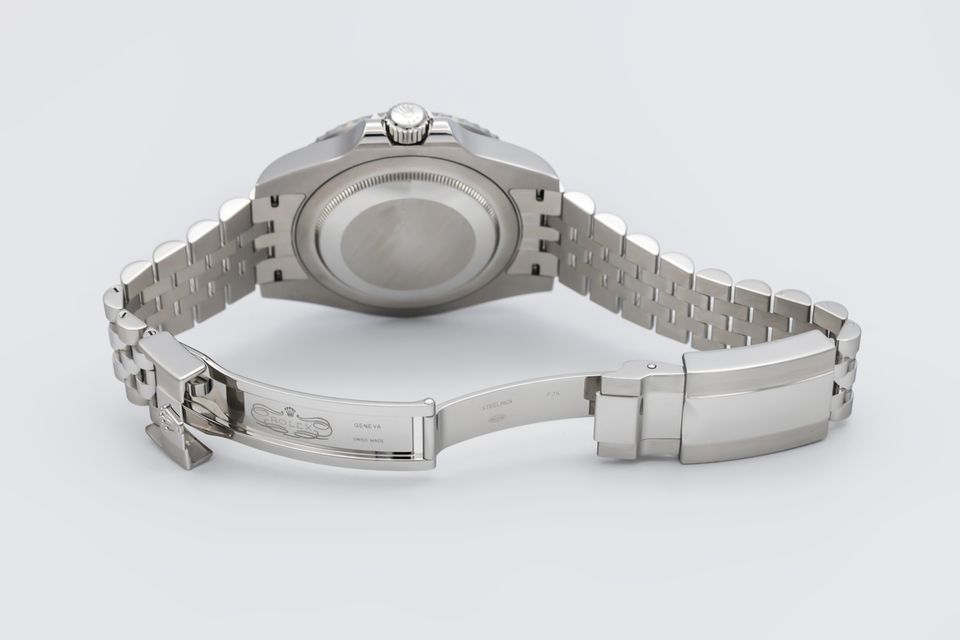 Rolex GMT Master II 126710 BLRO Image 4